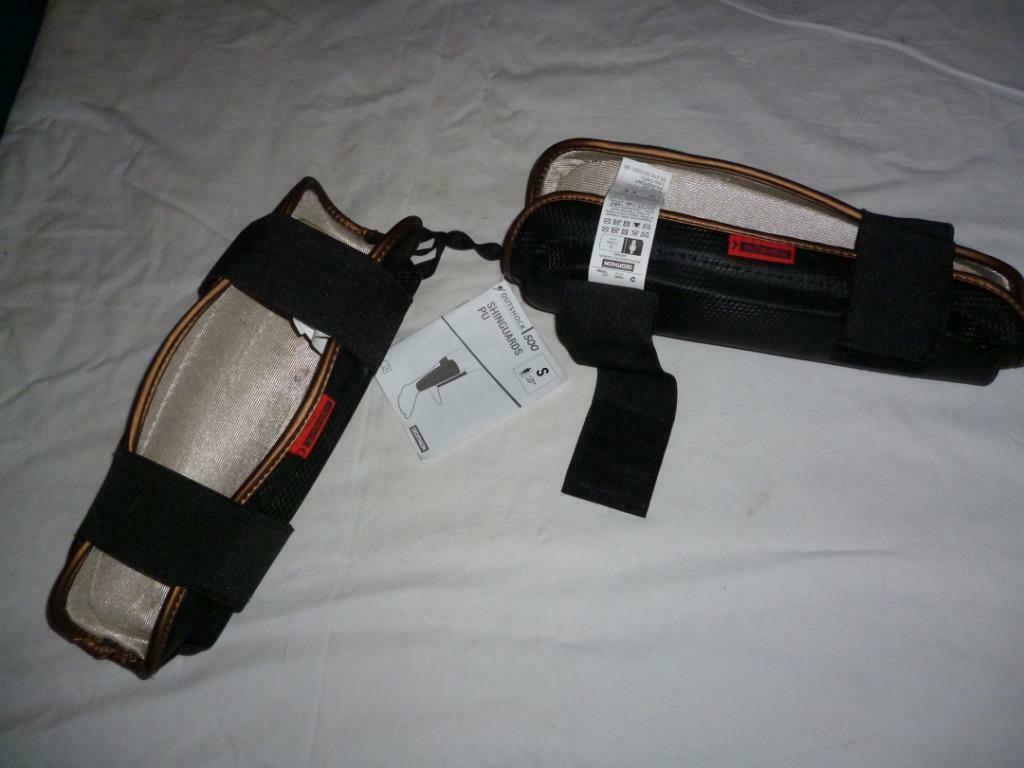 Scheenbeschermers Decathlon Small vechtsport sport, Sport en Fitness, Ophalen of Verzenden, Nieuw