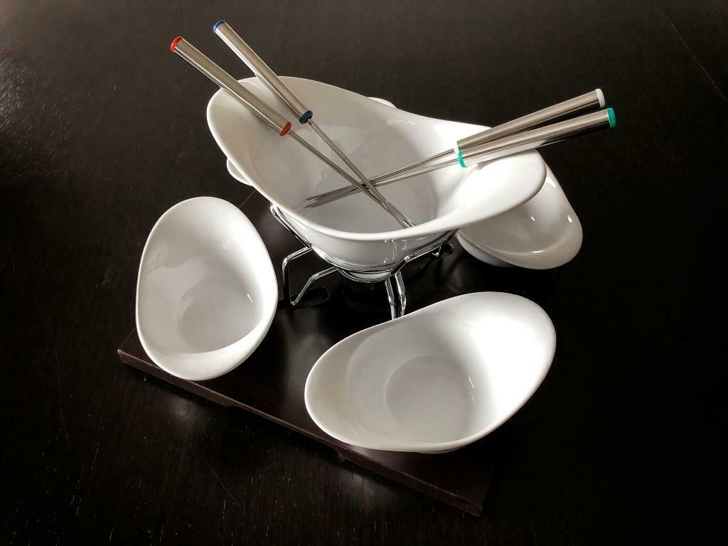 Set pour fondue au chocolat en porcelaine, Maison & Meubles, Uni, Enlèvement ou Envoi, Comme neuf, Autres types