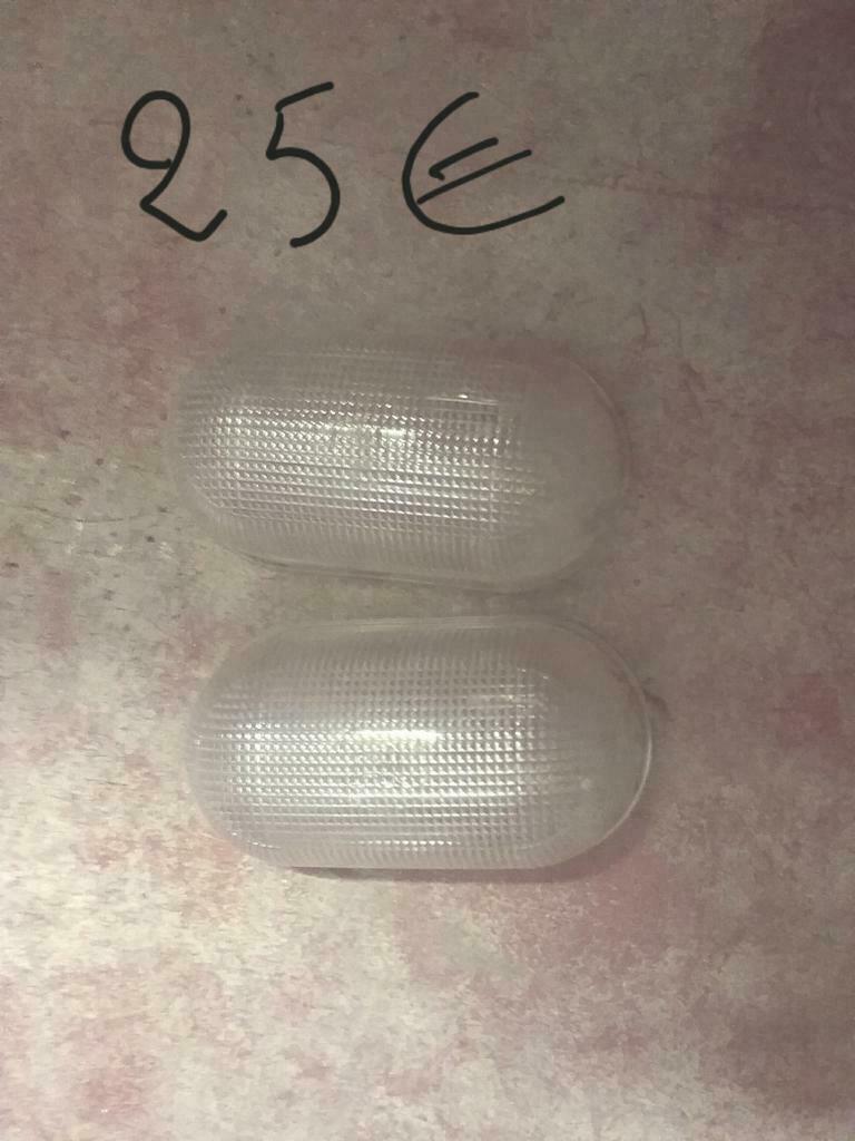 2 oude glazen bollen voor patrijspoort