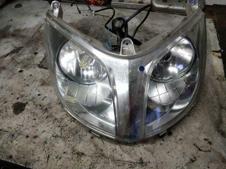 yamaha majesty 125 koplamp, Motos, Enlèvement ou Envoi, Utilisé