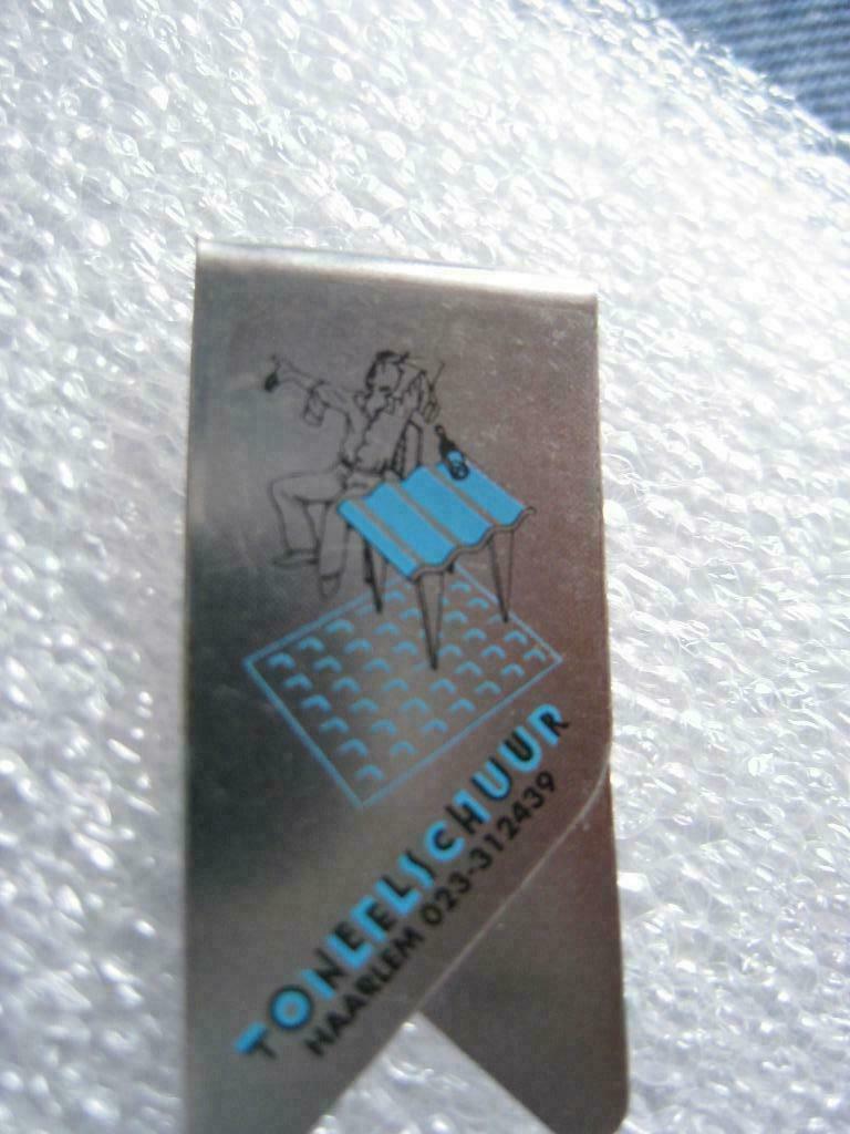 joost swarte épinglette publicitaire BD, Collections, Enlèvement ou Envoi, Autres personnages, Neuf, Statue ou Figurine