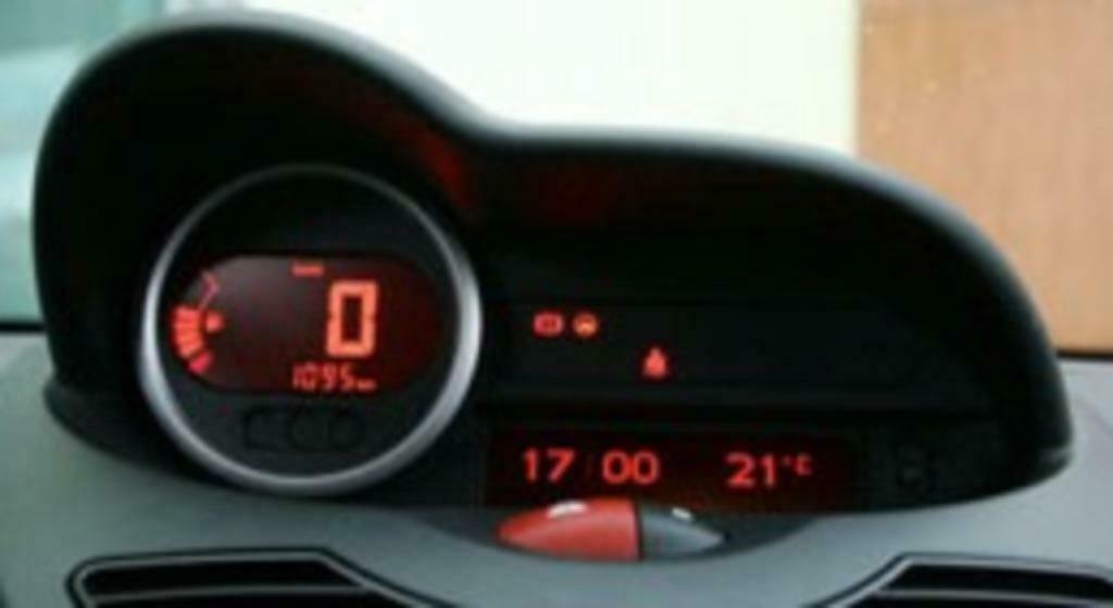Km teller Renault TWINGO 2  herstel LCD instrument, Verzenden, Gebruikt, Renault