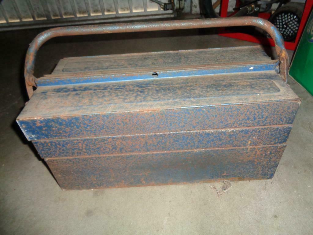 BOITE A OUTILS VINTAGE, Enlèvement