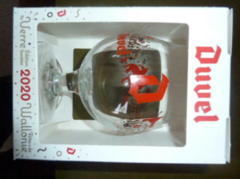 bier glas Duvel FÊTE DE WALLONIE 2020 nieuw originele doos, Collections, Verres & Petits Verres, Enlèvement ou Envoi, Neuf, Verre à bière