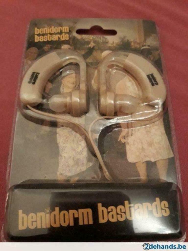 HEADSET BENIDORM BASTARDS, Audio, Tv en Foto, Ophalen of Verzenden, Nieuw