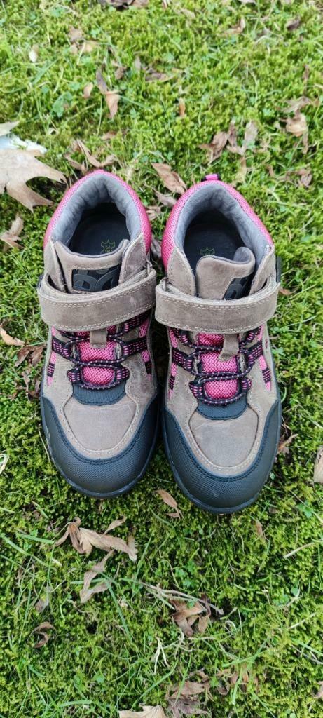 Stoere meiden wandelschoenen roze accenten NEW North wood 33, Enlèvement ou Envoi, MET