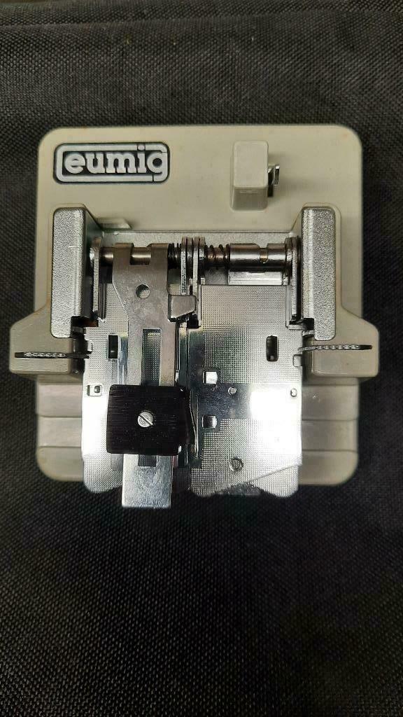 Colleuse EUMIG 8 mm à coupe oblique, TV, Hi-fi & Vidéo, Enlèvement, Film 8 mm