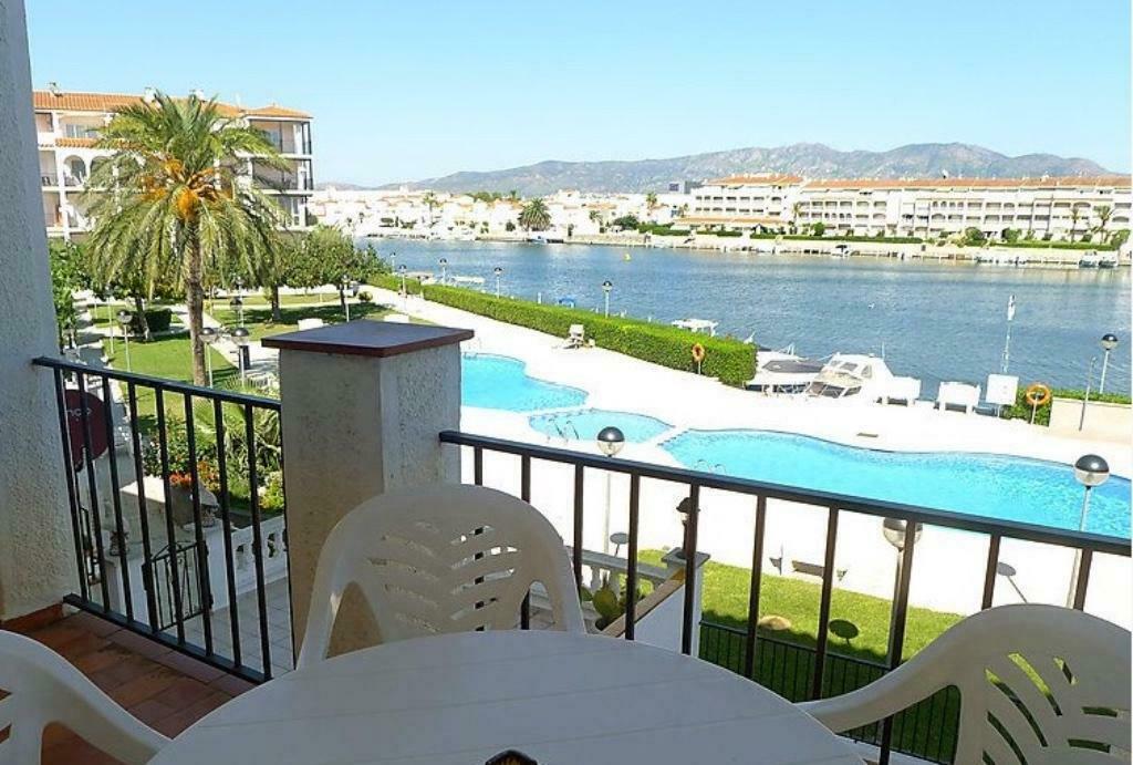 Appartement Empuriabrava Lago met zwembad ,tuin en garage, Wasmachine, Aan zee, Costa Brava, Appartement
