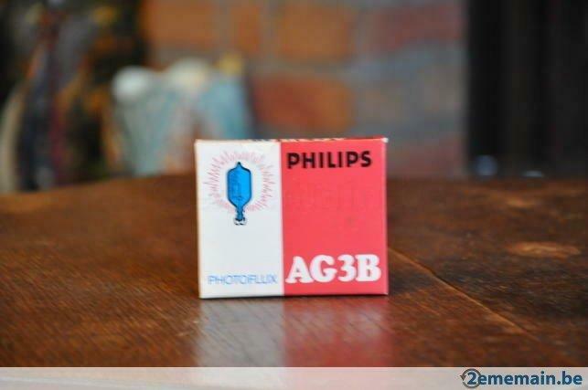 boite 9 flashs photoflux ag3b philips, Enlèvement ou Envoi, Neuf
