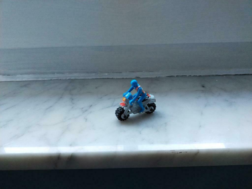 Figurine "Moto – K03 n 24" – KINDER/FERRERO (2003), Enlèvement ou Envoi, Utilisé, Numéros K