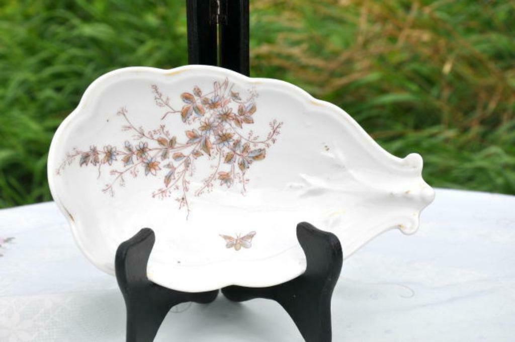 §  plat coquille porcelaine defuisseaux baudour, Antiquités & Art, Enlèvement ou Envoi