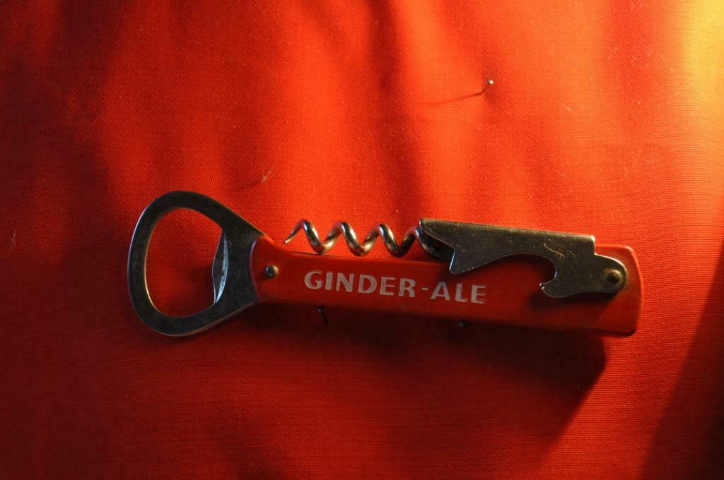 §  decapsuleur tire bouchon publicitaire ginder ale (30), Enlèvement ou Envoi, Utilisé, Ouvre-bouteille, Autres marques