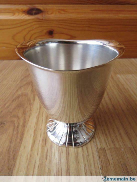 superbe petite coupe en argent finement ciselé, Antiquités & Art
