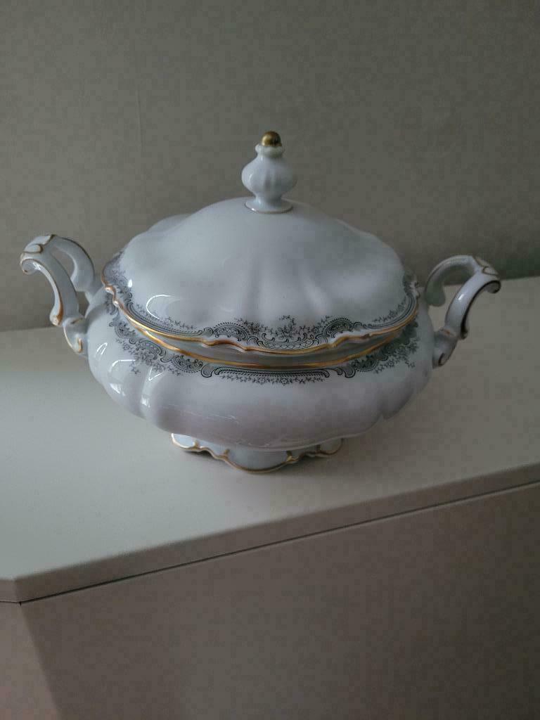 Eetservies van Hutchenreuter, Huis en Inrichting, Woonaccessoires | Overige, Zo goed als nieuw, Ophalen of Verzenden