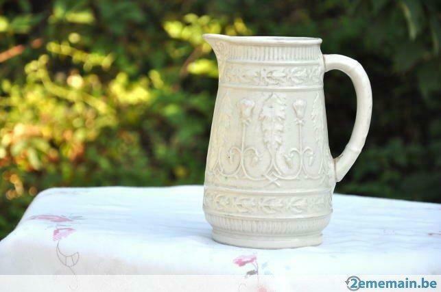 pichet barbotine monochrome blanc créme, Antiquités & Art, Enlèvement ou Envoi