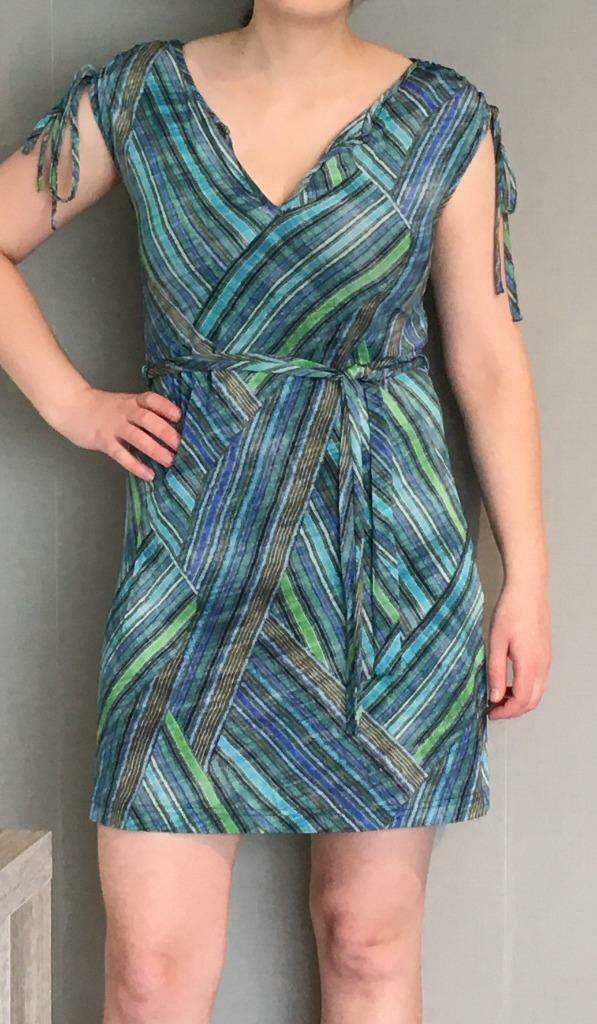 Groen met blauwe jurk van Billi Bloom (L), Taille 42/44 (L), Enlèvement ou Envoi, Au-dessus du genou, Comme neuf