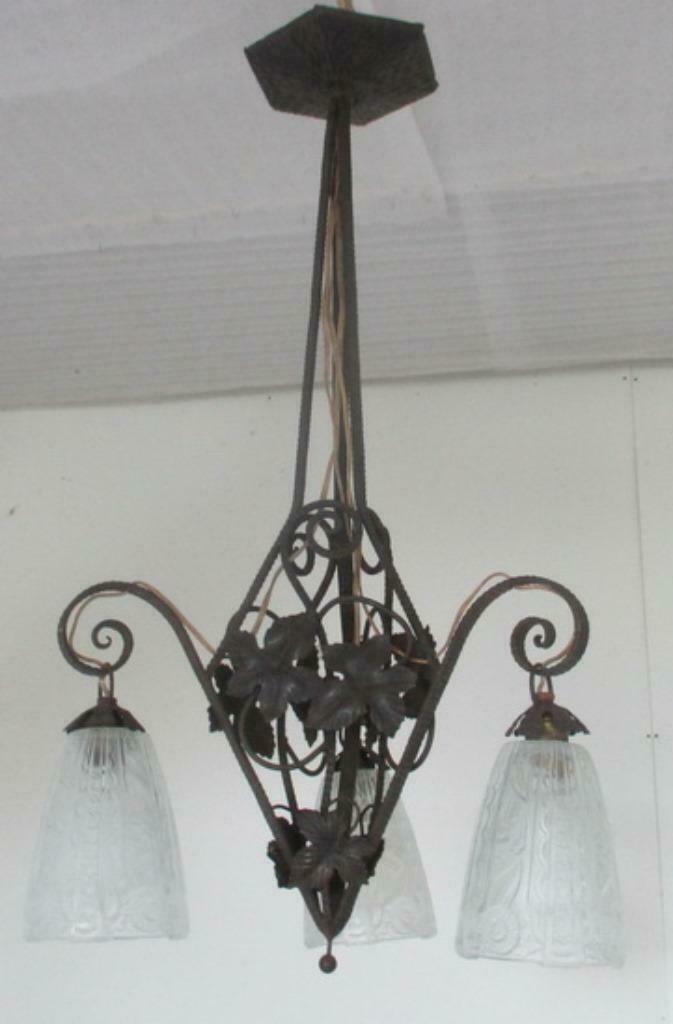 art deco smeedijzeren lamp met drie  kappen Donna Paris 13, Ophalen