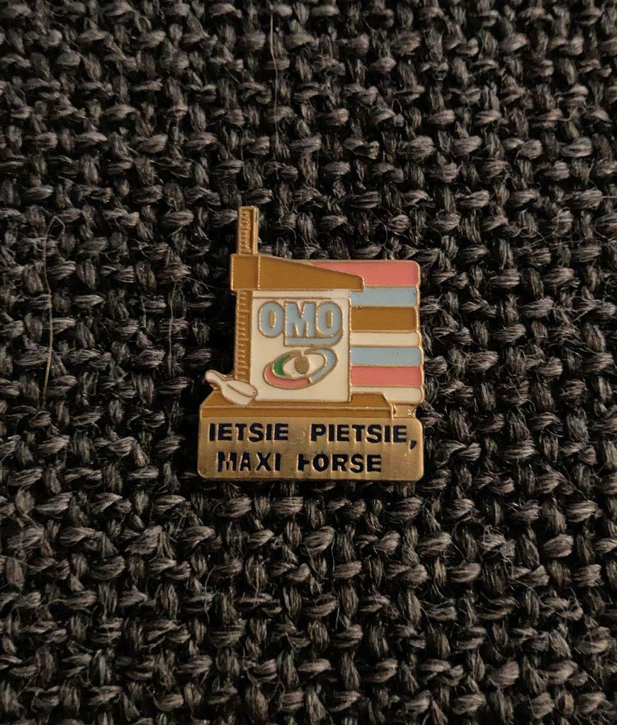 PIN - OMO - IETSIE PIETSIE, MAXI FORSE, Collections, Envoi, Utilisé, Marque, Insigne ou Pin's