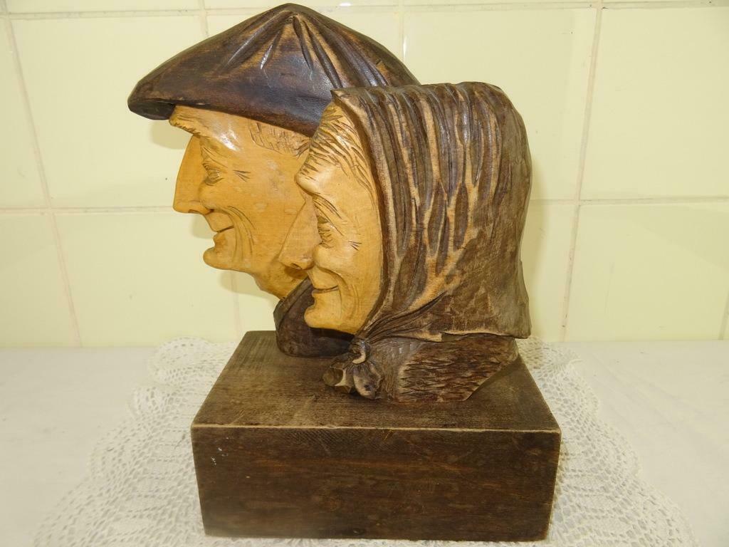 Art populaire Sculptures sur bois anciennes homme et femme a, Enlèvement ou Envoi
