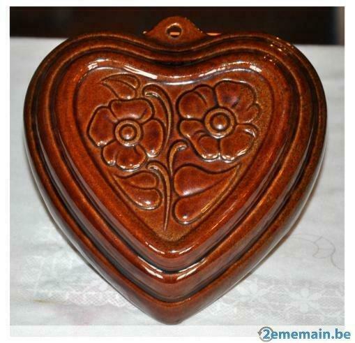 §ancien moule a gateau coeur et fleur faience emaillée, Enlèvement