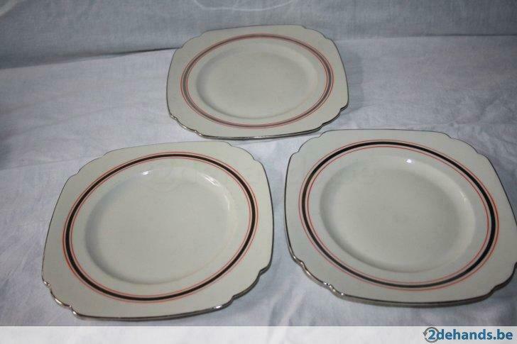 Lot van 3 dessert speciale vorm Made in Czechoslovakia, Huis en Inrichting, Ophalen of Verzenden, Gebruikt, Bord(en)