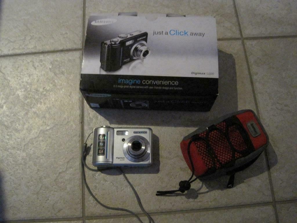 appareil photos numérique, 4 à 7 fois, Compact, Comme neuf, Enlèvement