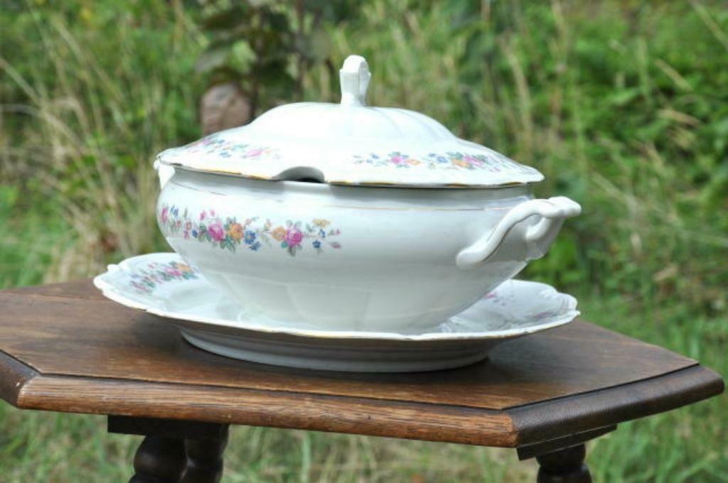 §ensemble soupiere et plat rond guirlande fleur pologne, Ophalen of Verzenden