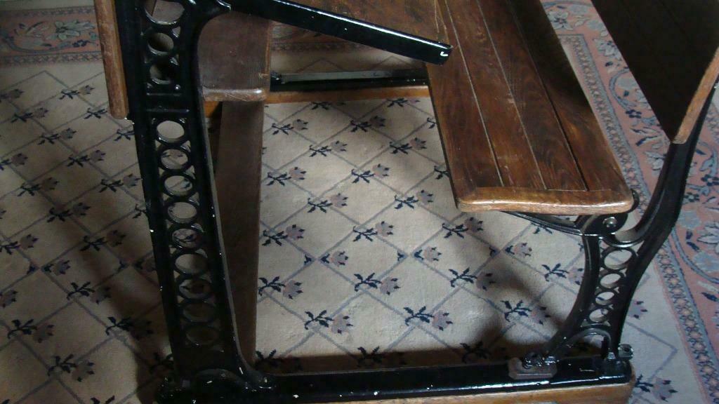 antieke schoolbank, Enlèvement