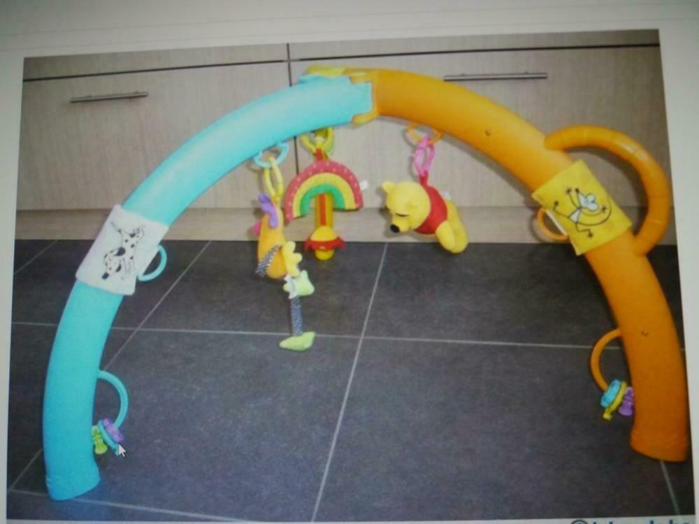 kleurrijke activiteitenboog, Kinderen en Baby's, Ophalen, Zo goed als nieuw