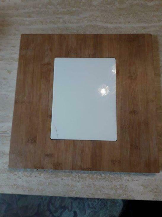 Houten plank met tegel in het midden om pot op te zetten, Huis en Inrichting, Keuken | Keukenbenodigdheden, Gebruikt, Ophalen of Verzenden