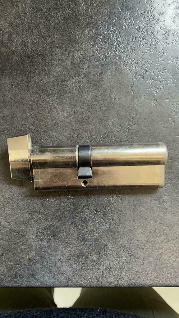 Sobinco slot met draaiknop 3 sleutels - nieuw, Doe-het-zelf en Bouw, Hang- en Sluitwerk, Ophalen of Verzenden, Nieuw, Slot