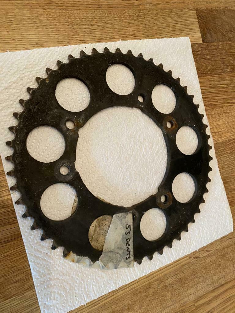 COURONNE 53 DENTS ACIER POUR DERBI SENDA R, SM X-TREME, X-RA, Fietsen en Brommers, Ophalen of Verzenden