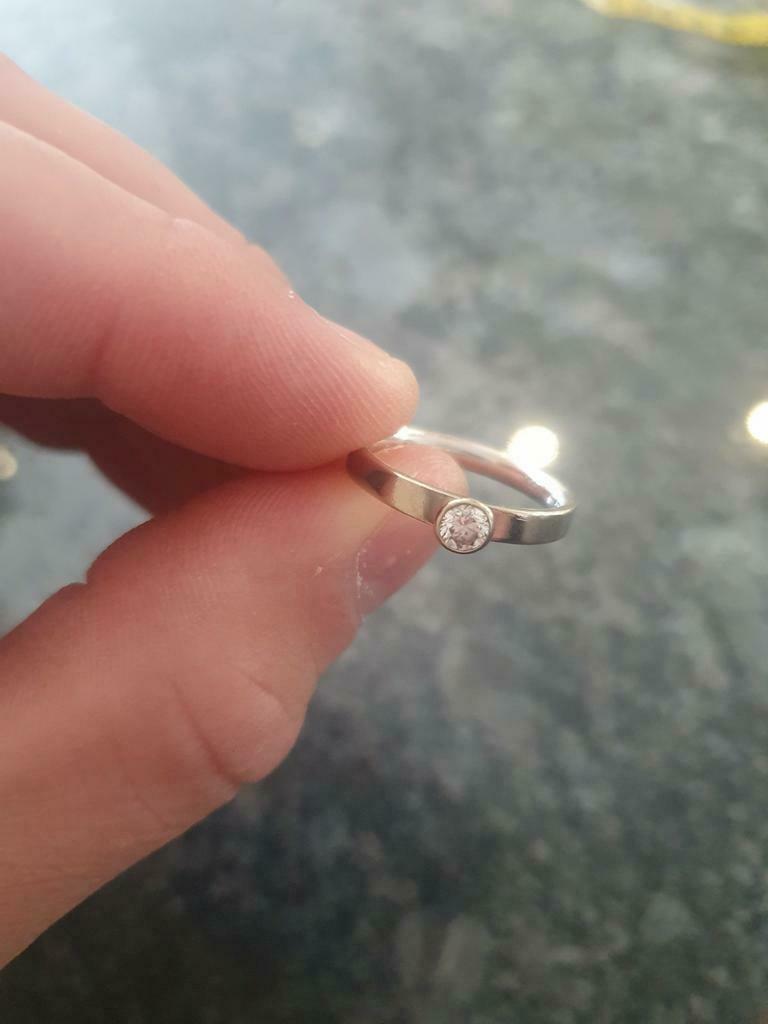 18K wit gouden ring met briljant 0.25KT, Ophalen, Nieuw, Wit