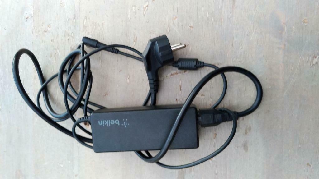 Oplader Belkin voor laptop, Ophalen of Verzenden, Gebruikt