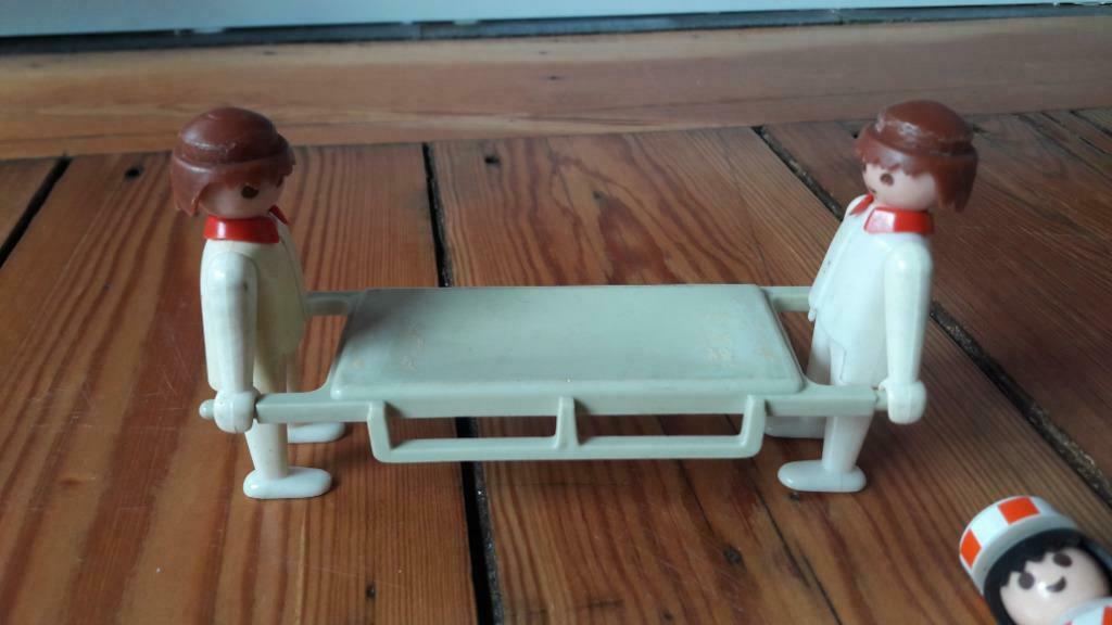 Playmobil brancardiers années 70, Enlèvement ou Envoi, Utilisé, Ensemble complet