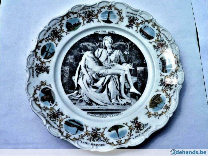 Religieus bord, Pieta., Antiek en Kunst, Antiek | Religieuze voorwerpen, Ophalen