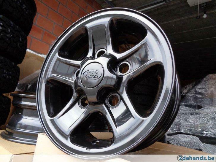 LAND ROVER Defender - Jantes Original Black Boost - NEUF !!!, Autos : Pièces & Accessoires, Neuf, 16 pouces, Enlèvement, 235 mm