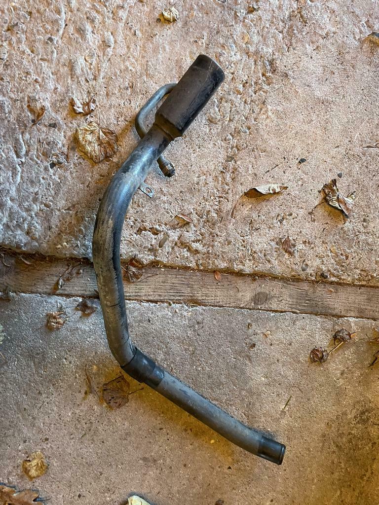 Bmw e30 vulpijp brandstof tank, Auto-onderdelen, BMW