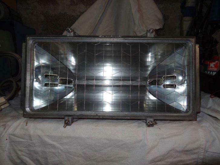 Eclairage projecteur 2000w, Enlèvement