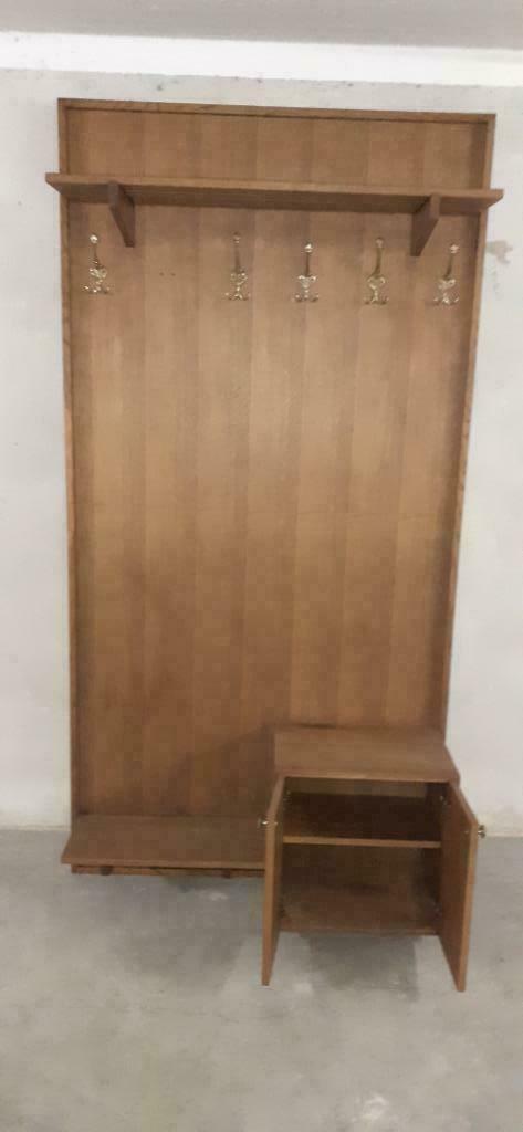 porte-manteau mural, Enlèvement, Utilisé