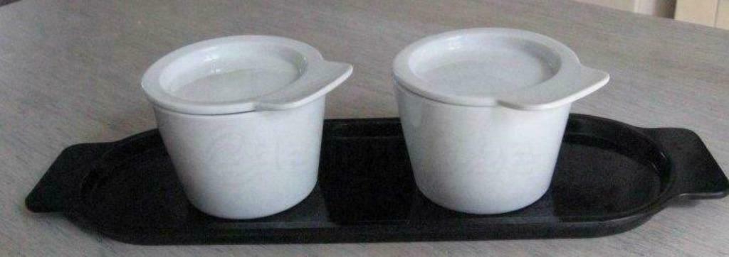 Porseleinen cups met deksel en bamboe dienplaat (Rastel), Ophalen, Nieuw, Porselein, Overige typen