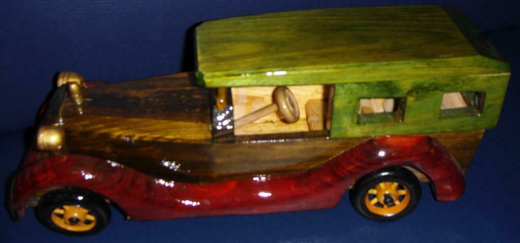 Ancienne voiture en bois peint et verni , de 30,5 cm, Enlèvement ou Envoi