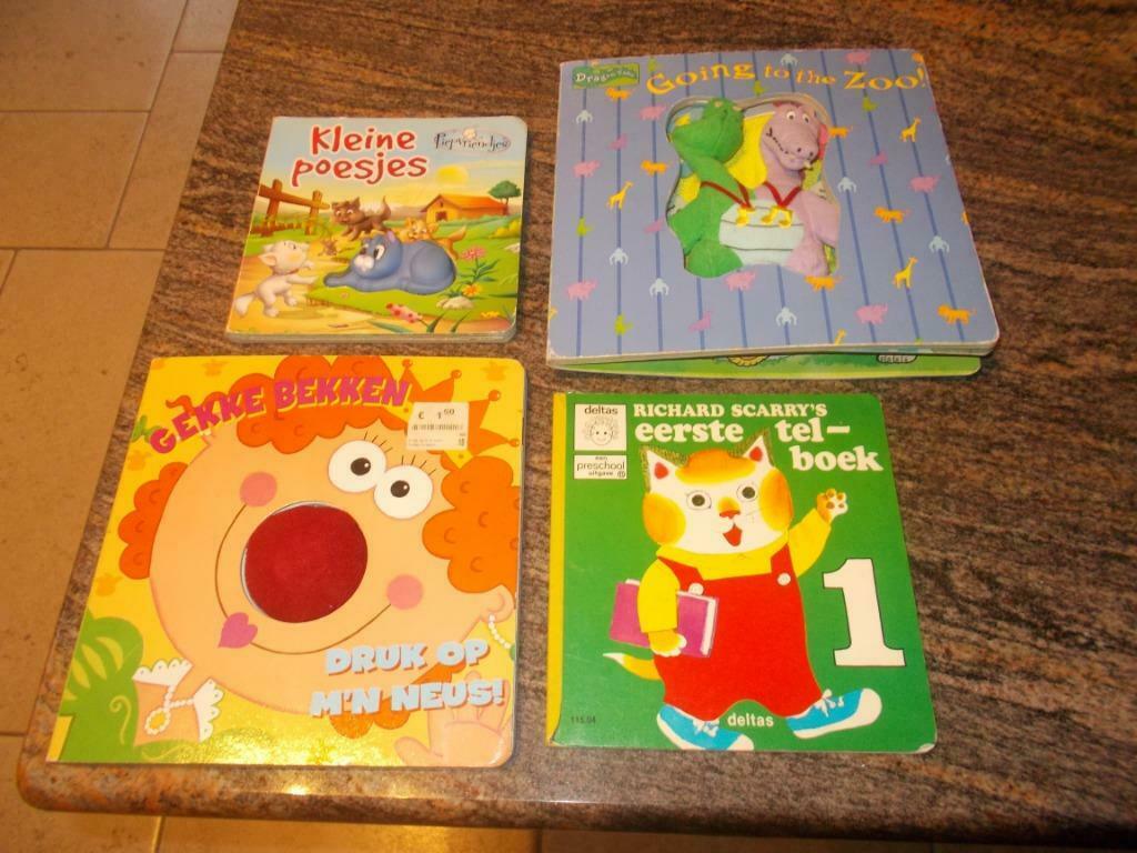 Babyboekjes, Boeken, Ophalen of Verzenden, Gelezen