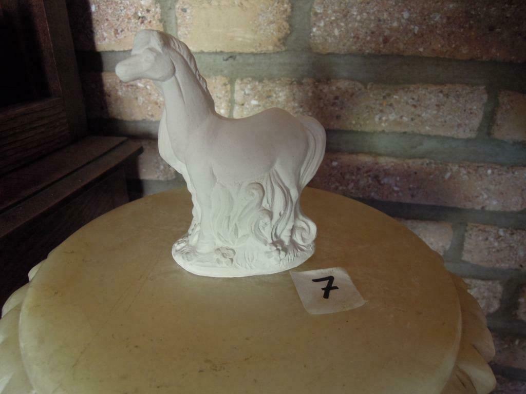 sculpture n°007 cheval sur socle plâtre calcaire, Enlèvement ou Envoi