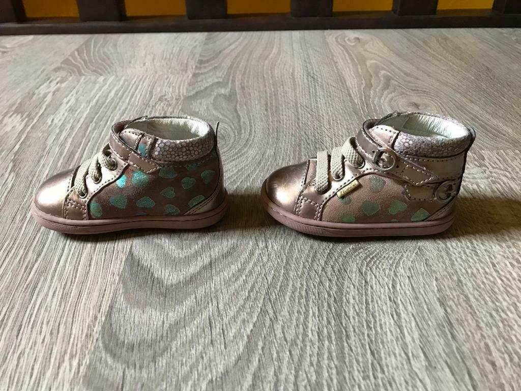 Primigi babyschoenen maat 19, Kinderen en Baby's, Gebruikt, Meisje, Schoenen, Ophalen of Verzenden