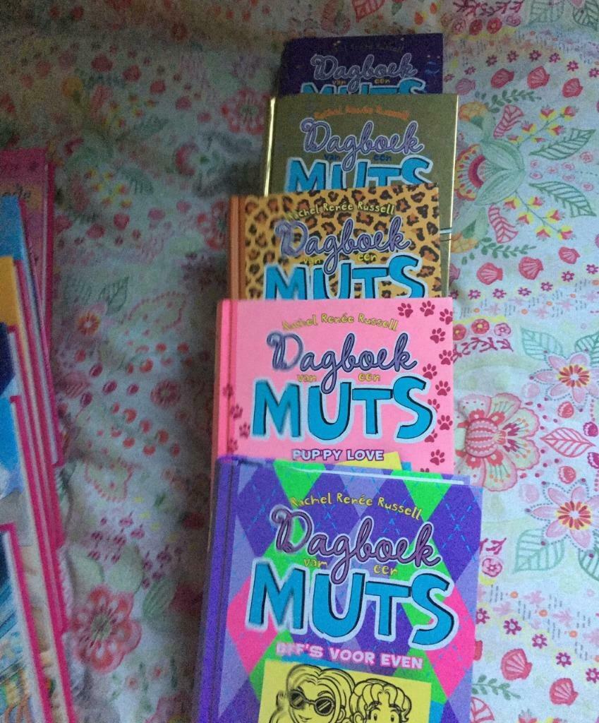 kinderboeken 2 muts(3vendus), fantasia VII-IX-X, Boeken, Ophalen of Verzenden, Zo goed als nieuw