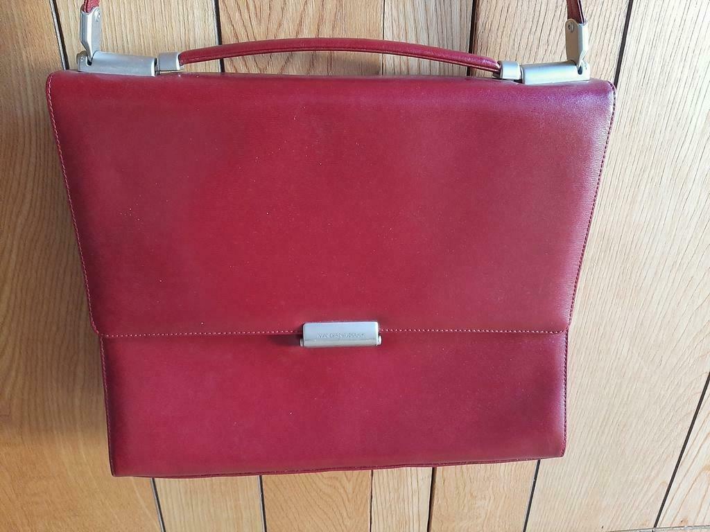 MANDARINA DUCK damesaktetas in rood leer, nieuwstaat, Ophalen of Verzenden, Zo goed als nieuw, Rood, Leer