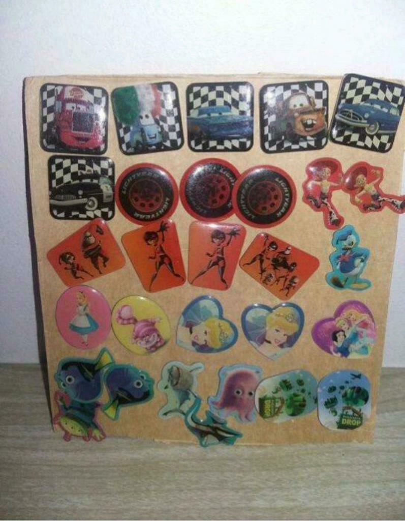 Pins Disney cars  (ap), Collections, Broches, Pins & Badges, Comme neuf