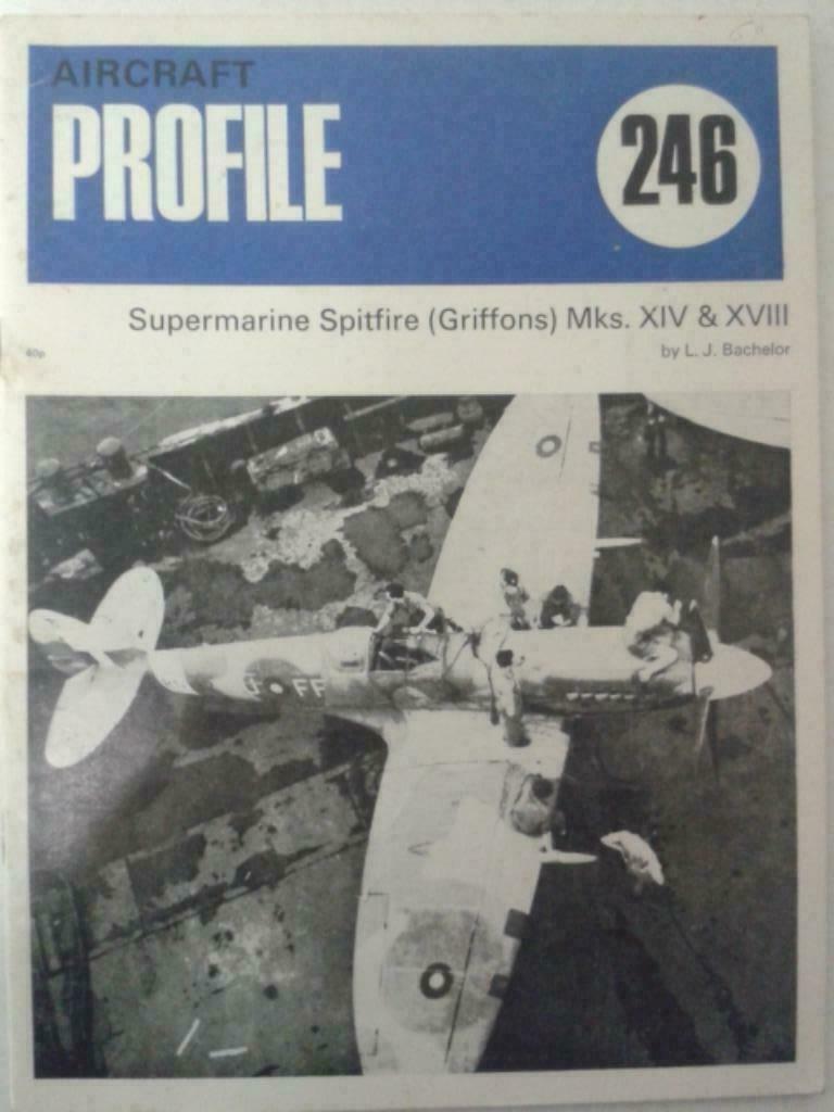 profil, Collections, Enlèvement ou Envoi, Armée de l'air, Livre ou Revue