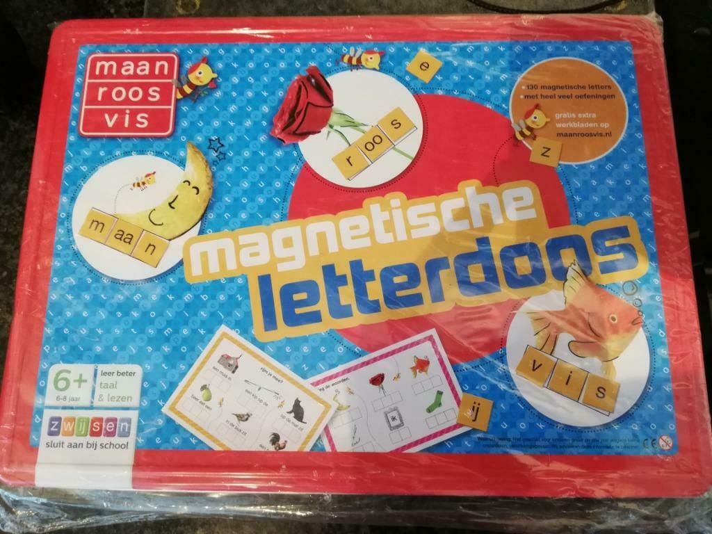 magnetische letterdoos maan-roos-vis Zwijsen, Kinderen en Baby's, Speelgoed | Educatief en Creatief, Ophalen of Verzenden, Zo goed als nieuw
